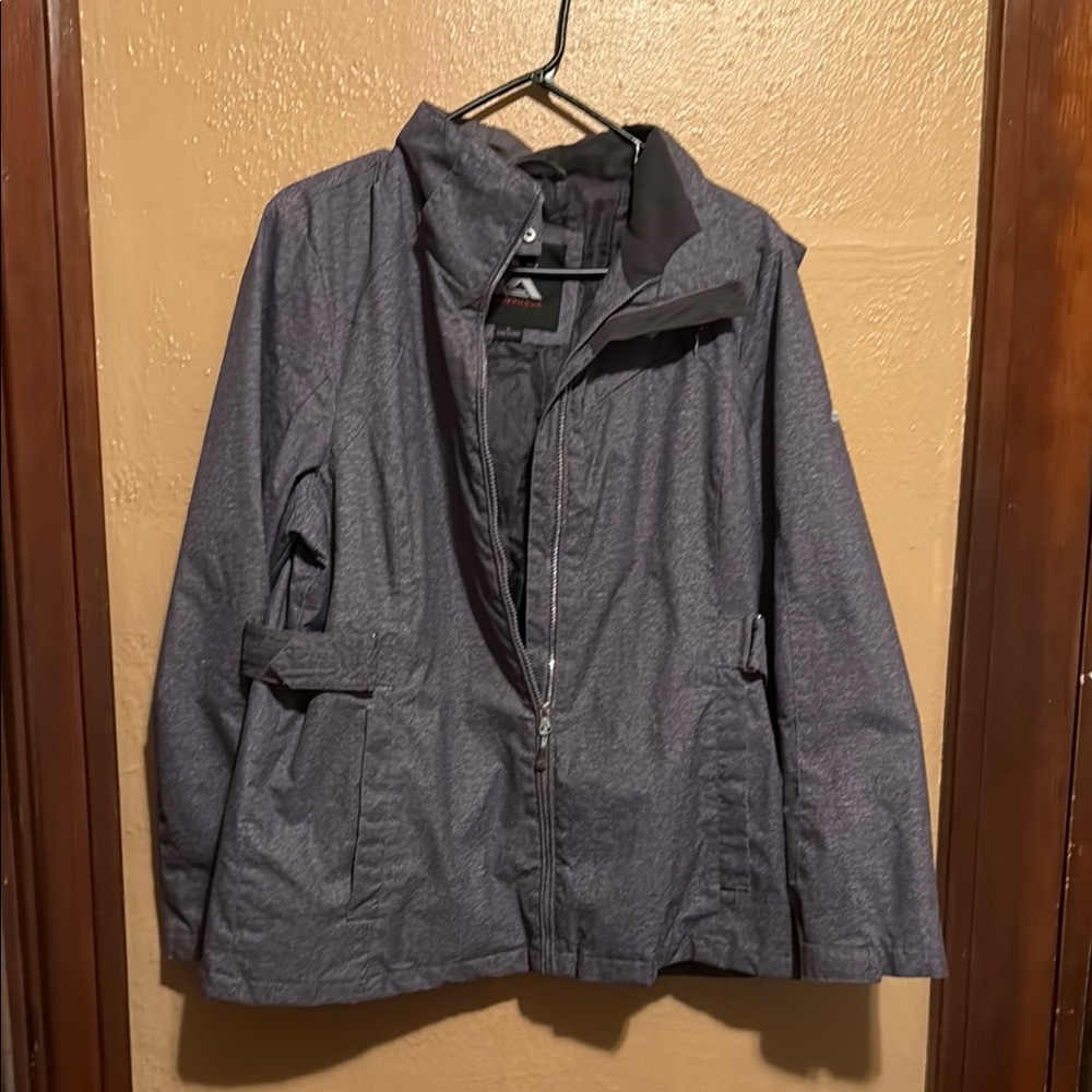 Zero Exposure Women’s Gray Coat